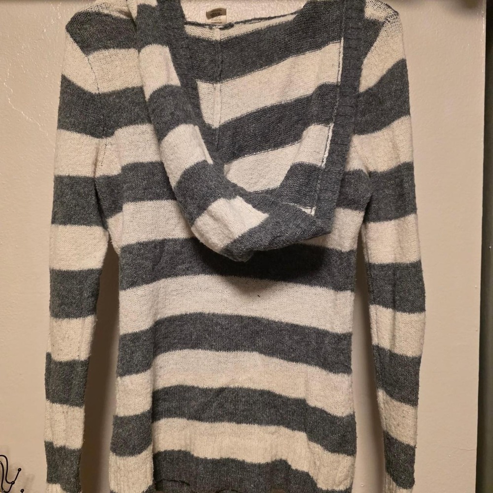 Love Rocks Womens Striped Knit Hoodie Grey White Henley Pocket Sweater Large - Picture 2 of 3
